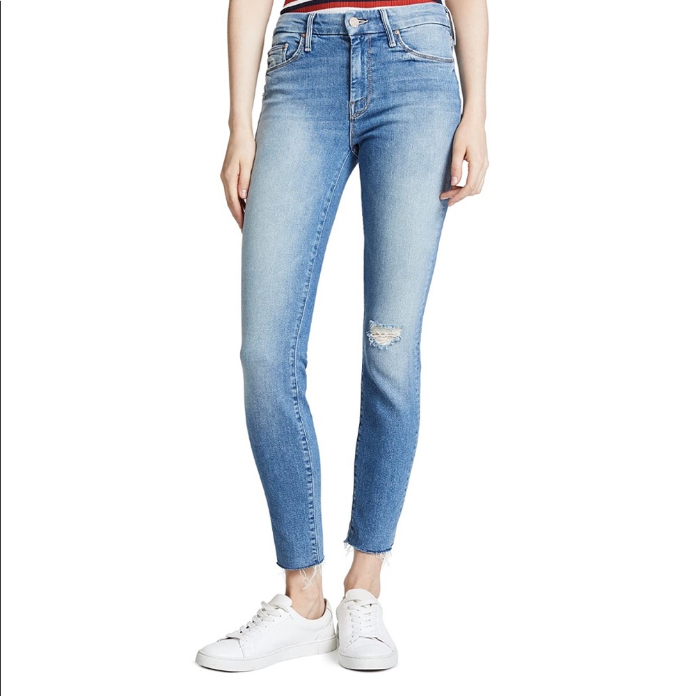 MOTHER Looker Ankle Fray Jeans